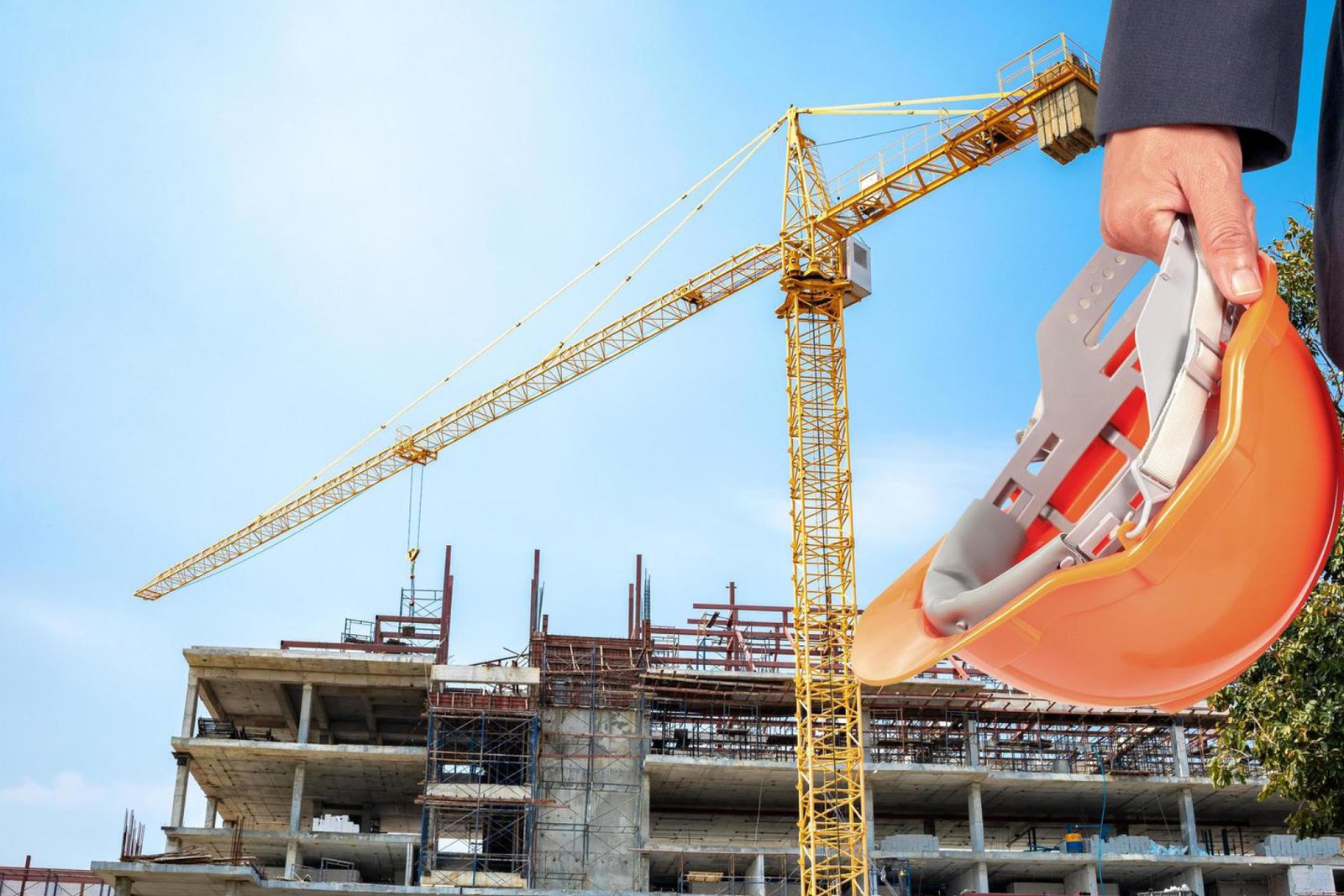 Converge and DEWALT® Partner to Launch AIBased Solutions and Sensors