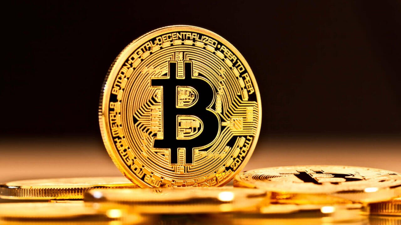 https://techpapersworld.com/wp-content/uploads/2024/03/Bitcoin-Halving-Frenzy-1280x720.jpg